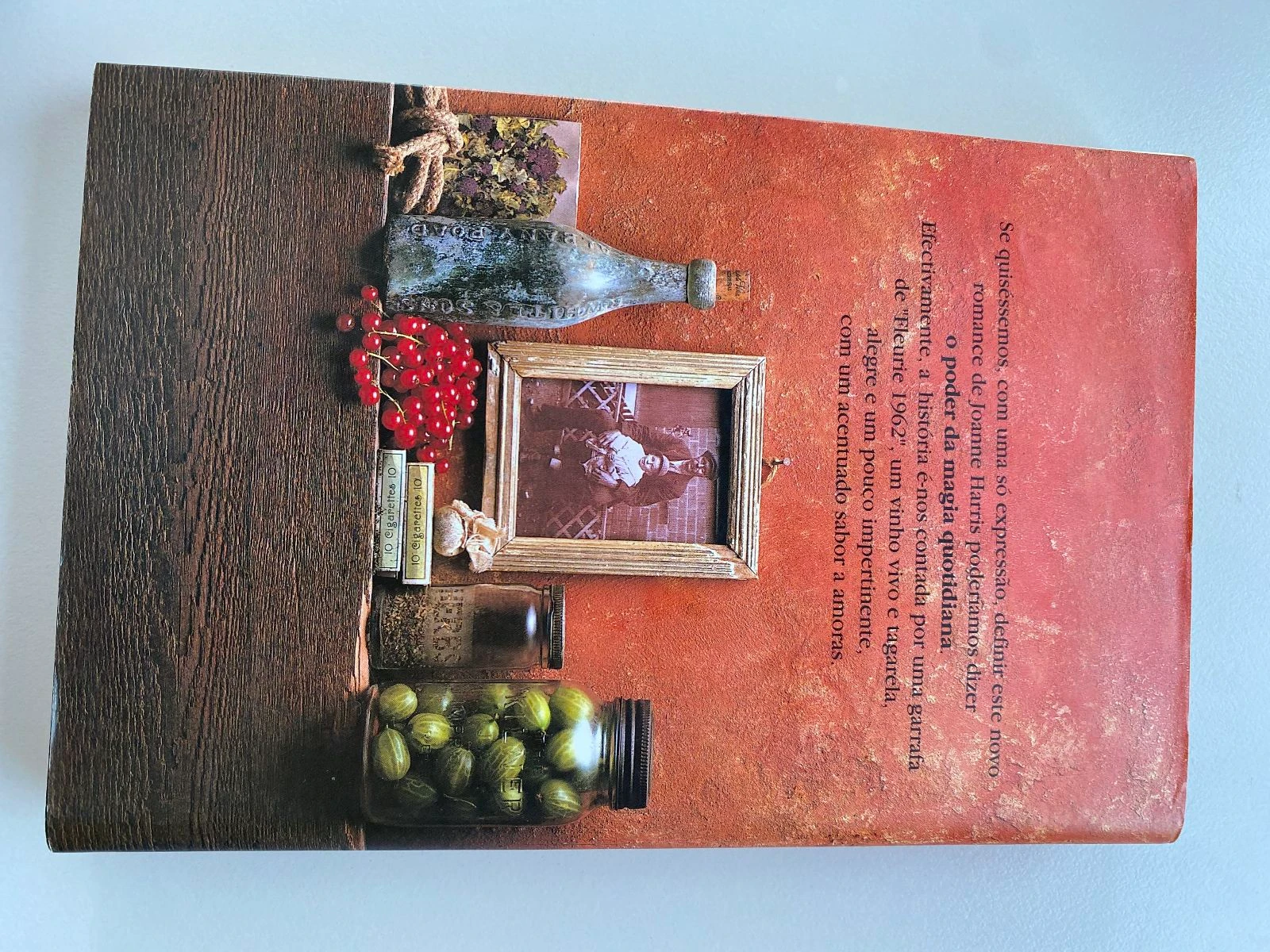 Libro de Jianne Harris - Vino mágico – photo 2